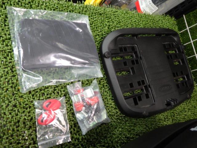 SHAD SH44 バックレスト セット トップケース 容量:44L