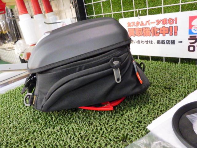 GIVI(ジビ)  MT505タンクロックバッグ 汎用 BF02-02K
