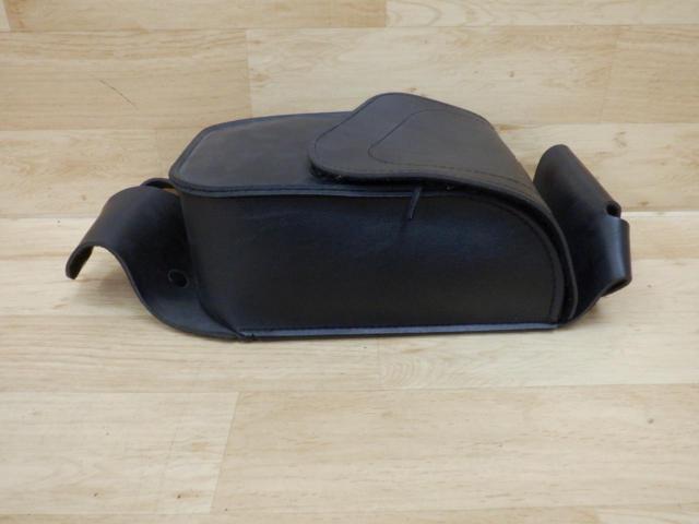 左用HARLEY DAVIDSON サドルバッグガードバッグ 93300063 ツーリング(’93-)FLHX/FLHT/FLTR/FLHR サドルバッグガードレール装着車用