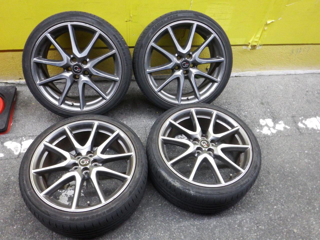Toyota genuine ZVW30 Prius G's genuine wheels + MINERVA RADIAL F205