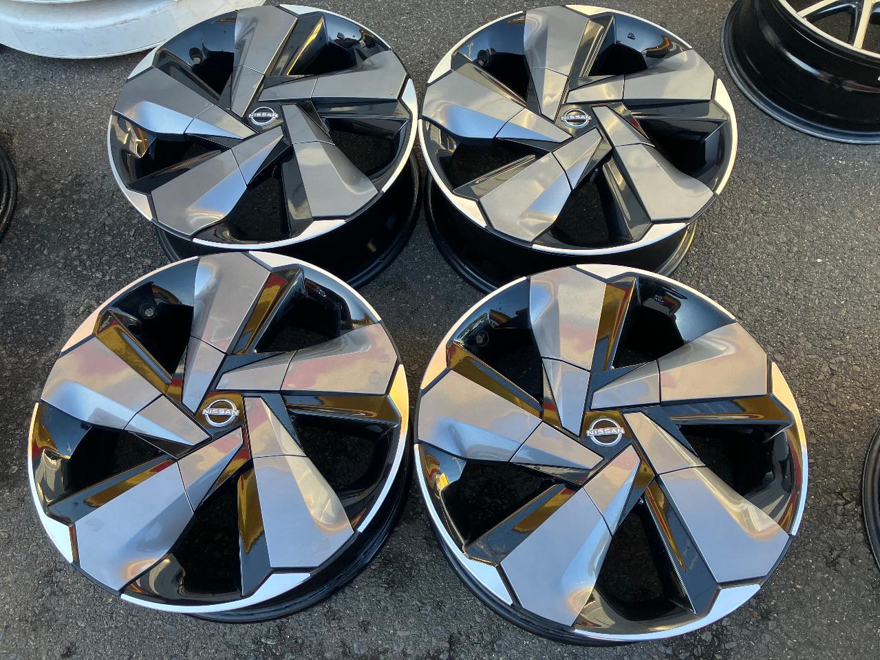 Genuine Nissan parts E13 series Note Aura genuine alloy wheels