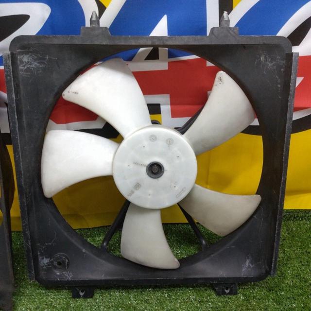 MAZDA genuine
Radiator fan + air conditioner fan