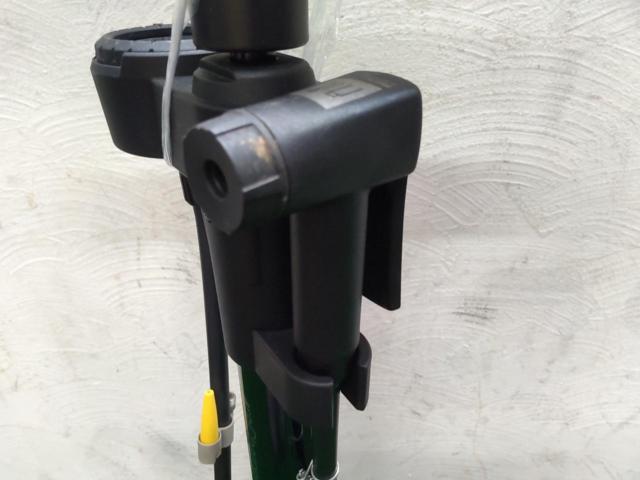 米/仏/英対応 BONTRAGER reCHARGER フロアポンプ