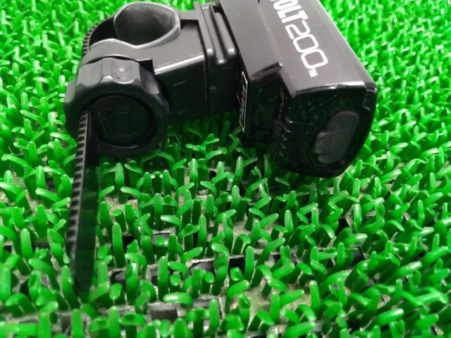 CATEYE HL-EL151RC VOLT200 充電式フロントライト