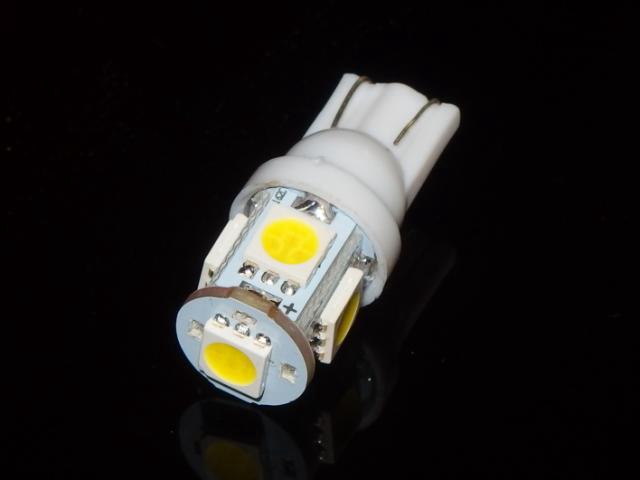 AQUA
CLAZE
Wedge ball
T10
5 stations
LED
white
9502-1