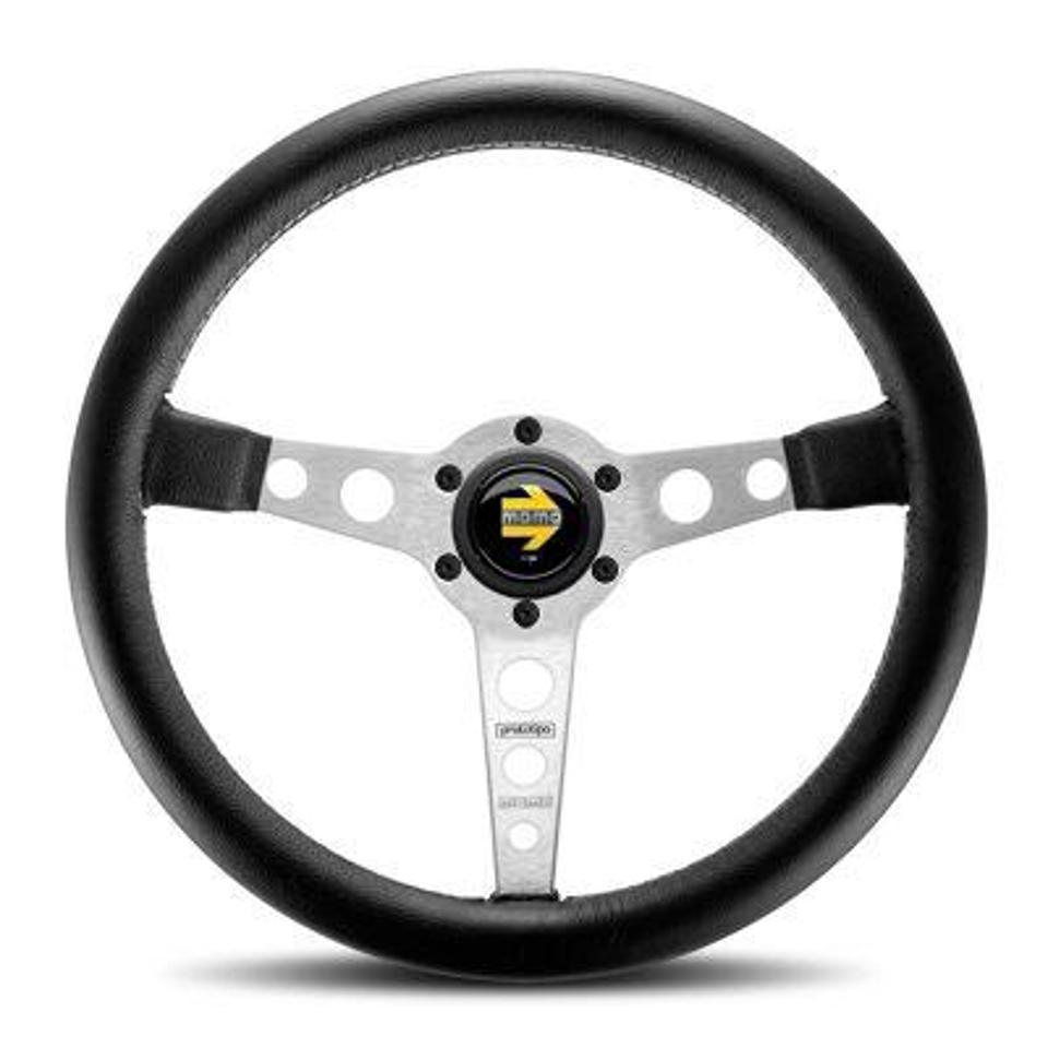 MOMO
Prototype
P-2
35Φ
Black Leather / Silver spoke