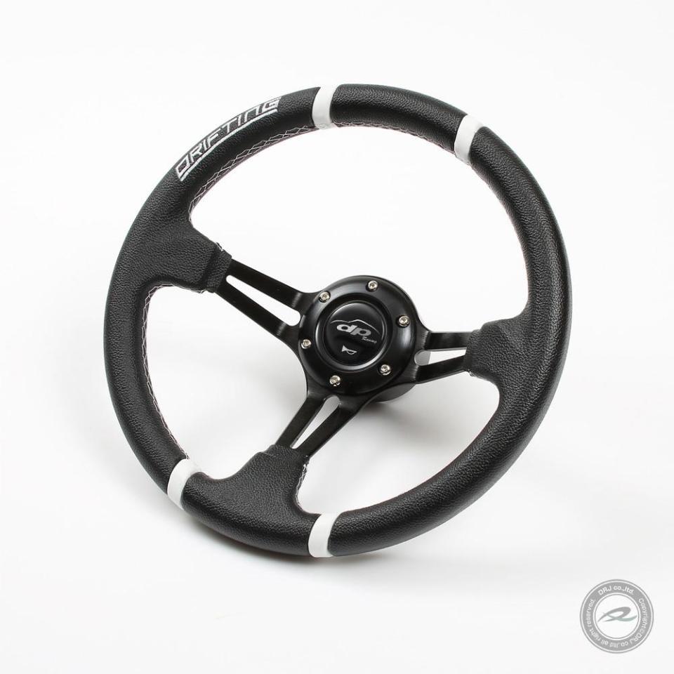 Deporacing
DRIFTING deep cone steering
Fake leather PVC
32Φ/Black Horn Button
DD32PW