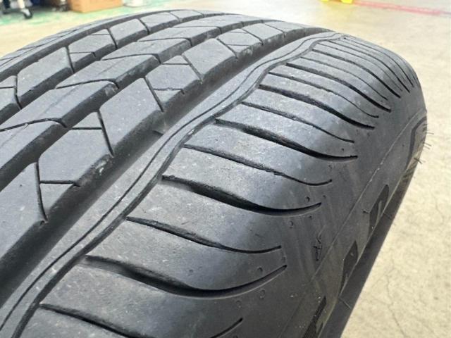 [One only]
GOODYEAR
ASSURANCE
MAXGUARD