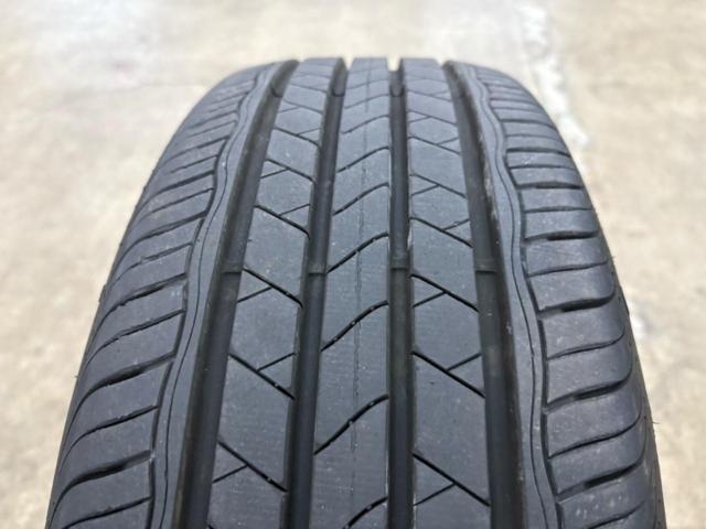 [One only]
GOODYEAR
ASSURANCE
MAXGUARD