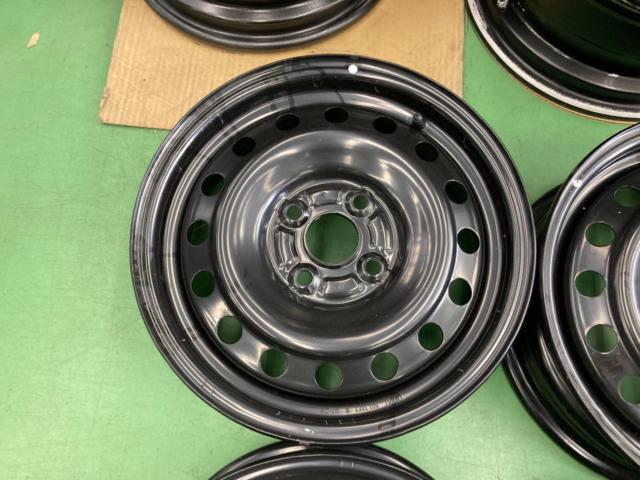TOYOTA
Rumi / M900 series
Genuine steel wheel