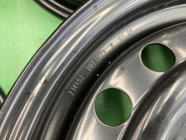 TOYOTA
Rumi / M900 series
Genuine steel wheel