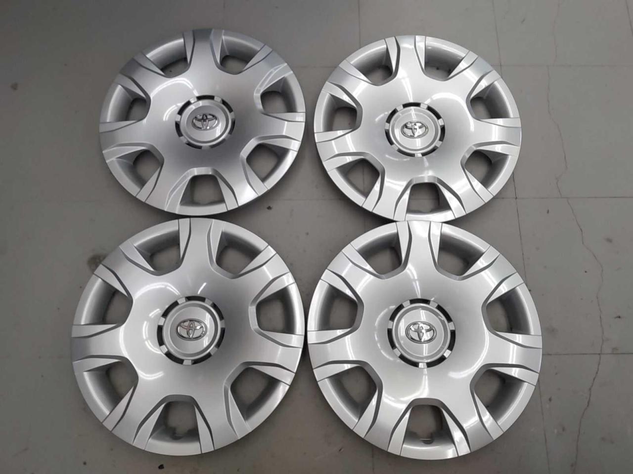  Toyota
Hiace original wheel cap
15 inches / 4 pieces set