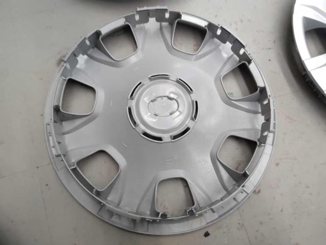  Toyota
Hiace original wheel cap
15 inches / 4 pieces set