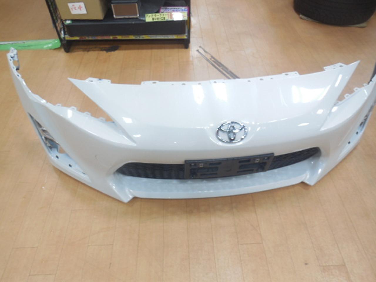 TOYOTA トヨタ86 純正フロントバンパー 品番:57704CA000 | 新品 