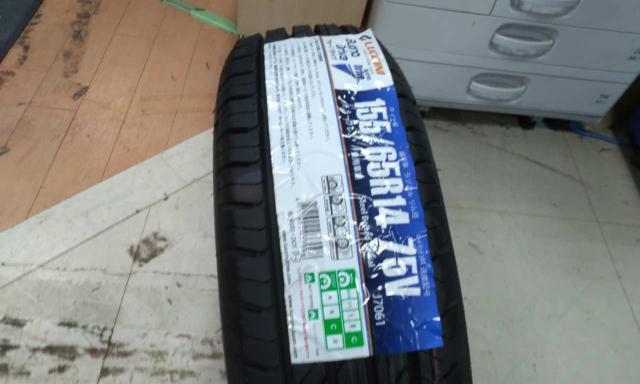 未使用 LUCCINI Buono Drive 155/65R14 1本