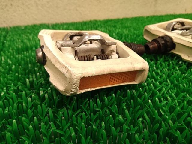 【わけあり現状販売】SHIMANO PD-T400 SPDペダル ホワイト