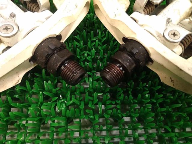 【わけあり現状販売】SHIMANO PD-T400 SPDペダル ホワイト