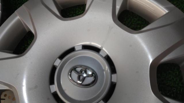 TOYOTA ハイエース純正15インチホイールカバー | やや傷や汚れあり 