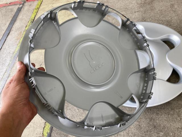 SUZUKI アルトラパン(HE33S)純正ホイールカバー 4枚セット