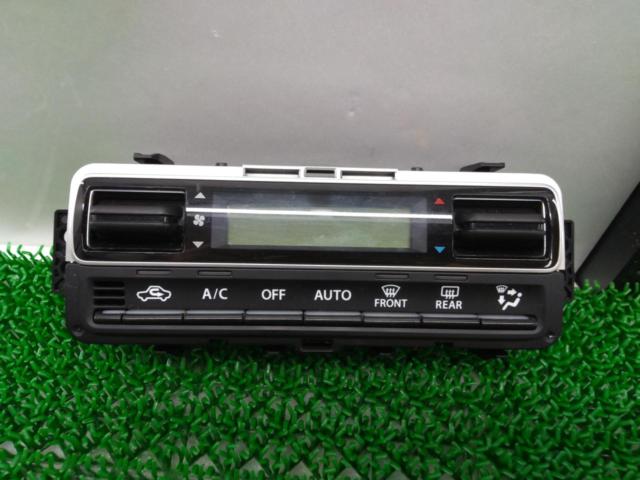 SUZUKI
Genuine air conditioning panel for Wagon R/MH55S