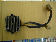 Wakeari
HONDA
Regulator
CB750F
SH236A-12