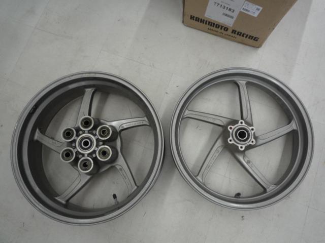 DUCATI (Ducati)
BREMBO
Original wheel
MS4R
17X3.50 / 17X5.50