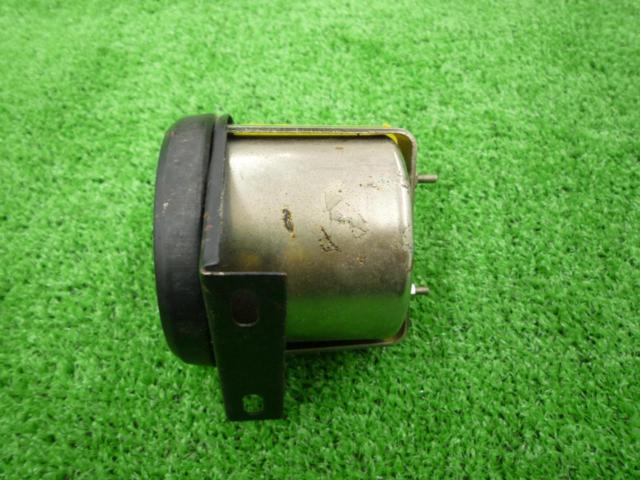 HKS (etch KS)
E60T
Oil temperature gauge