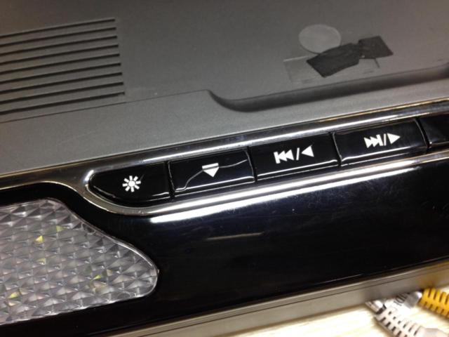 No Brand
Flip down monitor