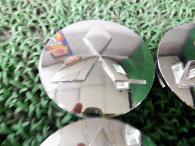 MITSUBISHI
Genuine
Plated center cap
4 sheets set
