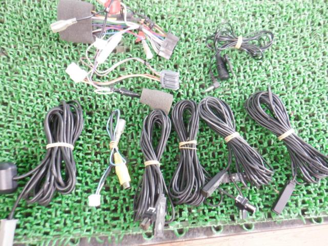 SUZUKI / KENWOOD
KXME502S
Fullseg
DVD
CD
SD
USB
BT music / hands-free
recording