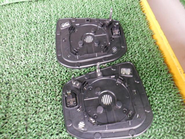 トヨタ純正 60系 RAV4 純正 ドアミラーレンズ SR1260 