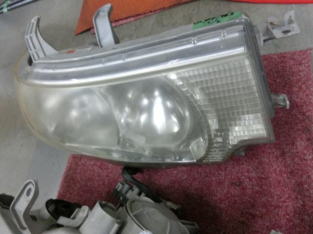 ダイハツ純正(DAIHATSU) タント(L350)純正ヘッドライト