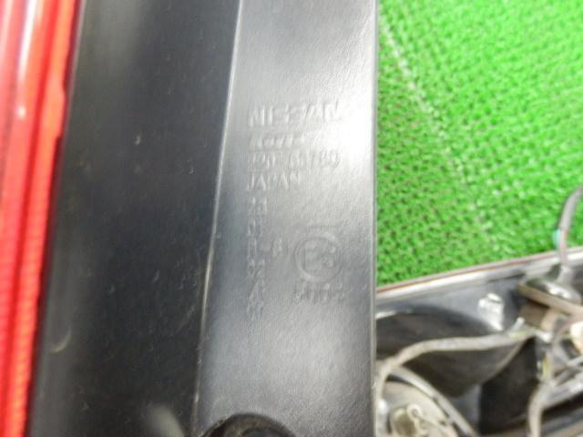 NISSAN ノート E11 純正テール