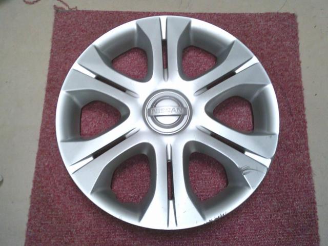 日産純正(NISSAN)ノート/E12純正ホイールキャップ 4枚セット