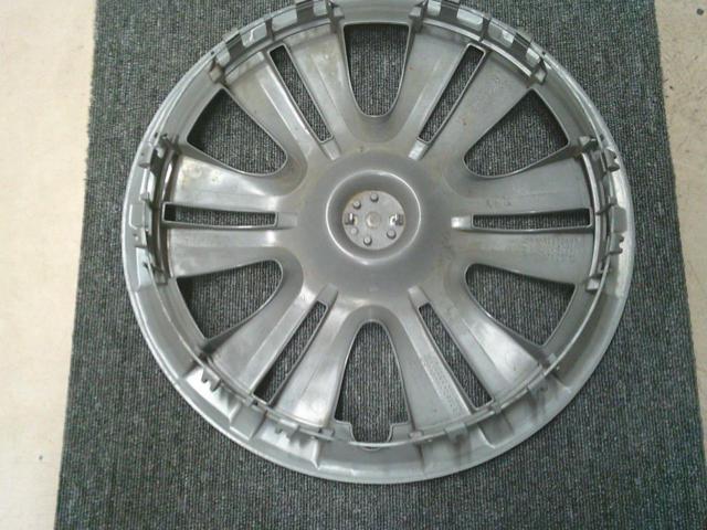 日産純正 15インチ ホイールキャップ 4枚セット