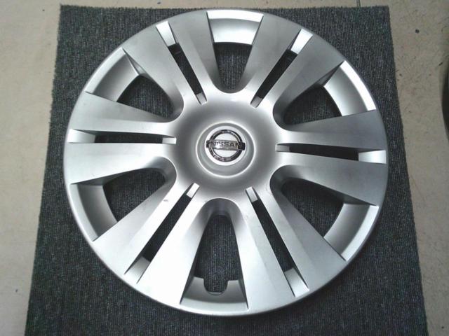日産純正 15インチ ホイールキャップ 4枚セット