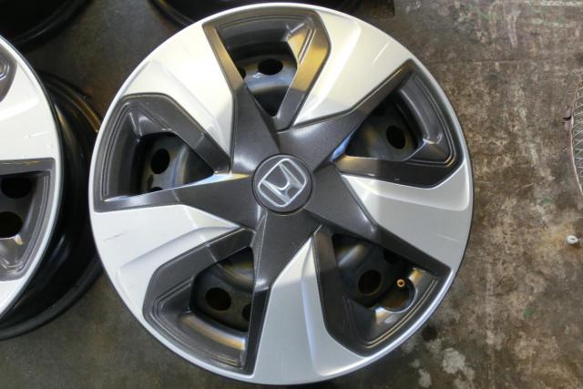 Honda Genuine (HONDA) Fit Hybrid / GP5
Genuine steel wheel