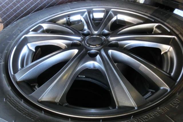 TOPY (Topy)
SIBILLA
NEXT (Sybilla next)
e5
+
KUMHO
WinterCRAFT
SUV
WS 61