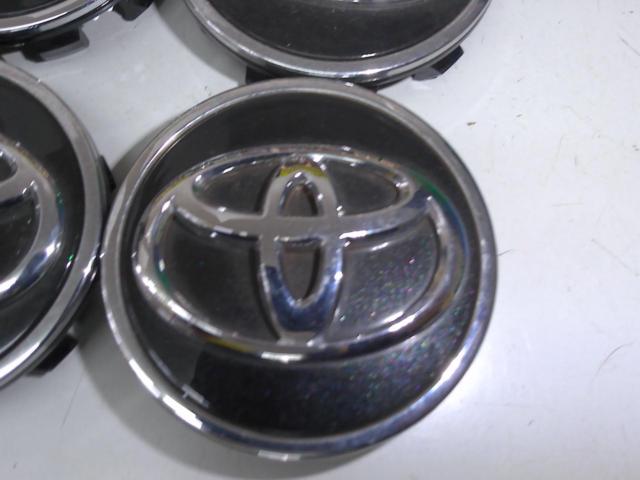 トヨタ純正ホイールキャップ