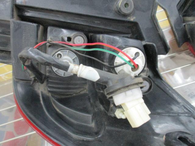 SUZUKI セルボHG21S テールランプ