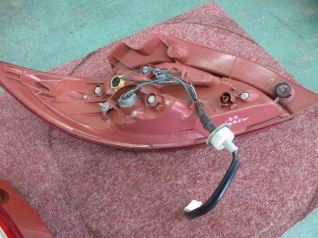 MAZUDA デミオDE3FS 純正テールランプ