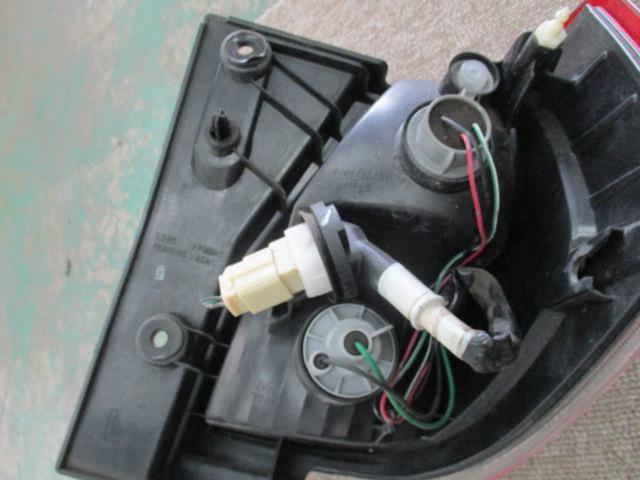 SUZUKI ソリオ MA15 純正テールランプ