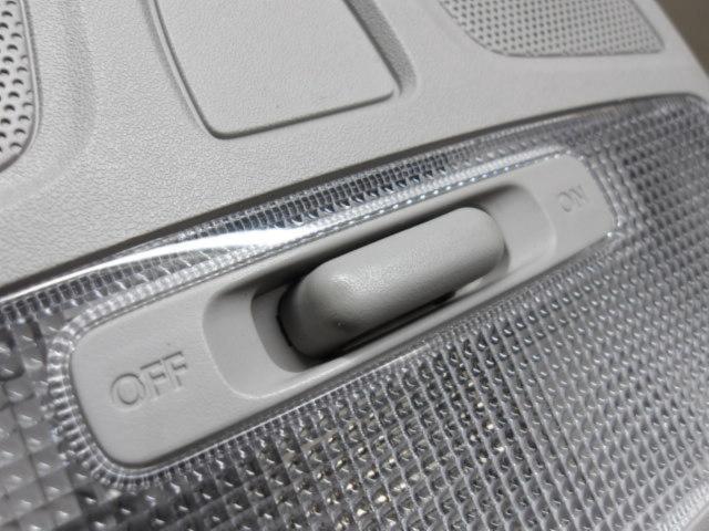 Suzuki genuine
Room lamp
Swift Sport
ZC33S