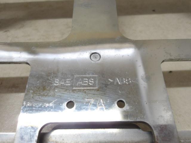 スズキ純正 ナンバーフレーム 1枚