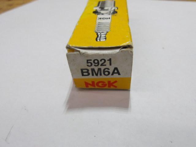 NGK スパークプラグ 5921 BM6A 1個のみ