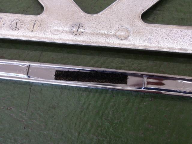 Honda genuine
Plating number frame
Front side only