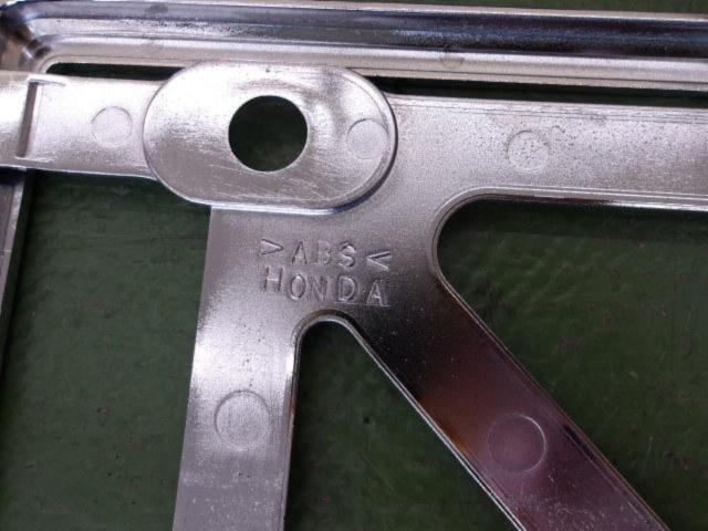 Honda genuine
Plating number frame
Front side only