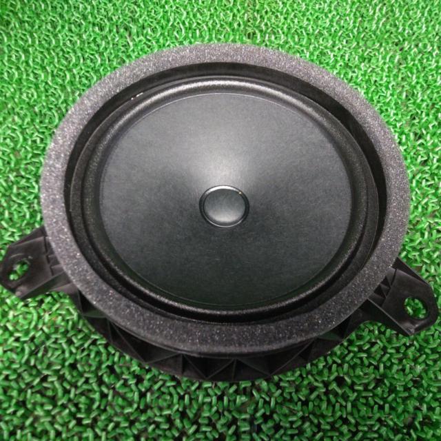 TOYOTA genuine
Speaker
86160-30E00
