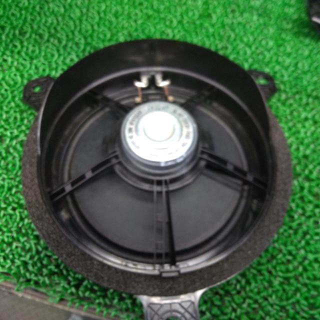 TOYOTA genuine
Speaker
86160-30E00