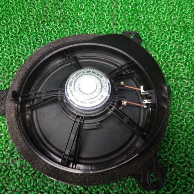 TOYOTA genuine
Speaker
86160-30E00